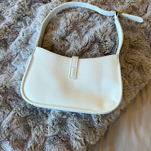 White and gold shoulder bag